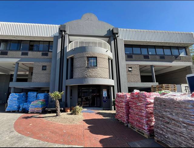 2,618.50M² WAREHOUSE TO LET IN EPPING INDUSTRIAL